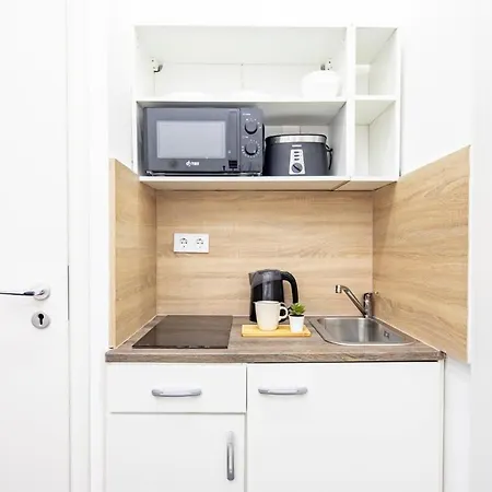 Super For Solo Traveller - Aircon Apartment Budapest