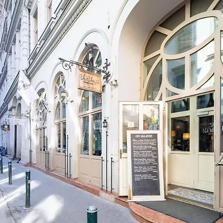 Apartment Super For Solo Traveller - Aircon Budapest