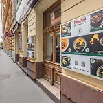 Super For Solo Traveller - Aircon Apartman Budapest